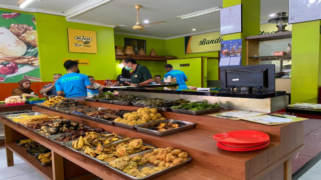 Menjelajah Kuliner Bandung: 5 Rekomendasi Restoran yang Layak Dicoba
